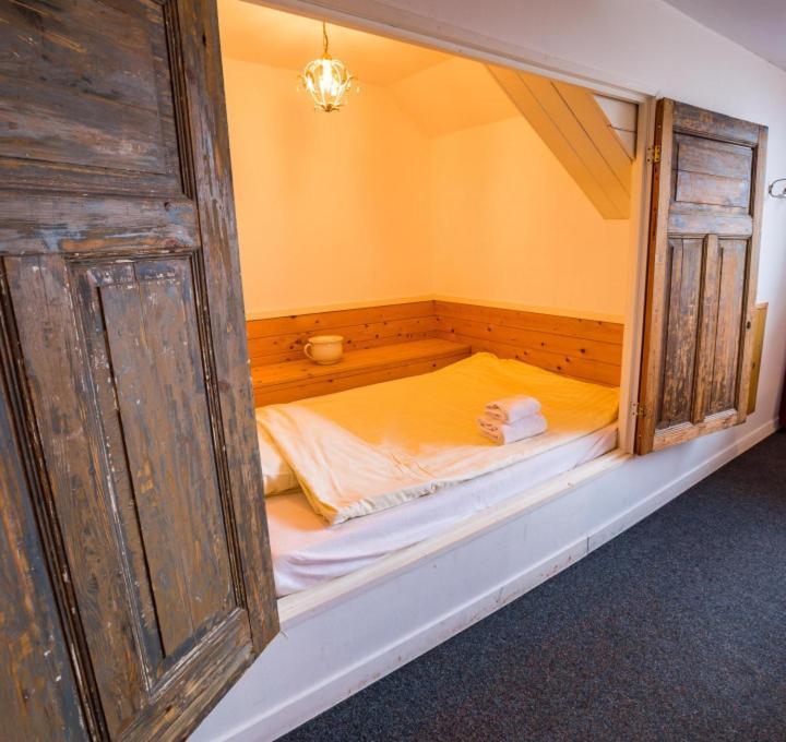 Simmerwille B&B- Camping- Bootverhuur Эрневальд Экстерьер фото